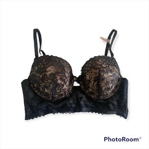 Daisy Fuentes Push up Black Lace Bra 36B